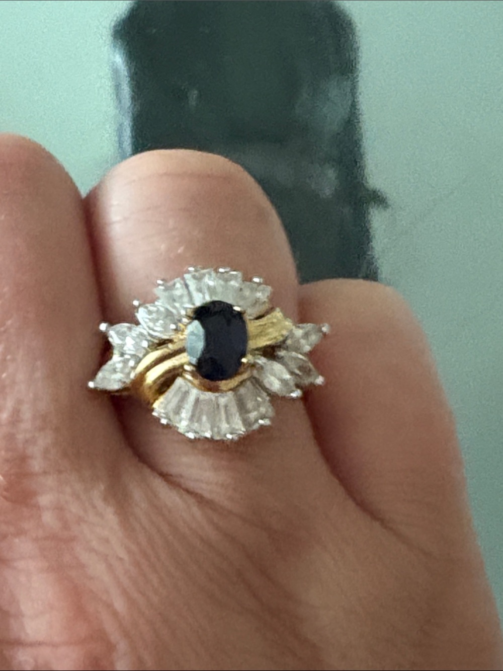 Vintage Sapphire   Ring - Picture 2 of 9